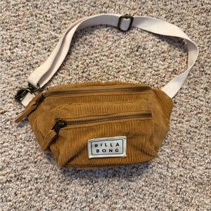Billabong camel corduroy waist pack w/adjustable cream belt